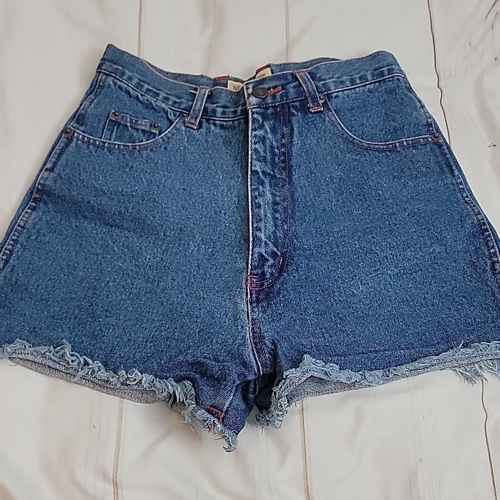 Vintage Midwest Traders Denim Jean Shorts Frayed Hem size 5 Or 6 High Rise
